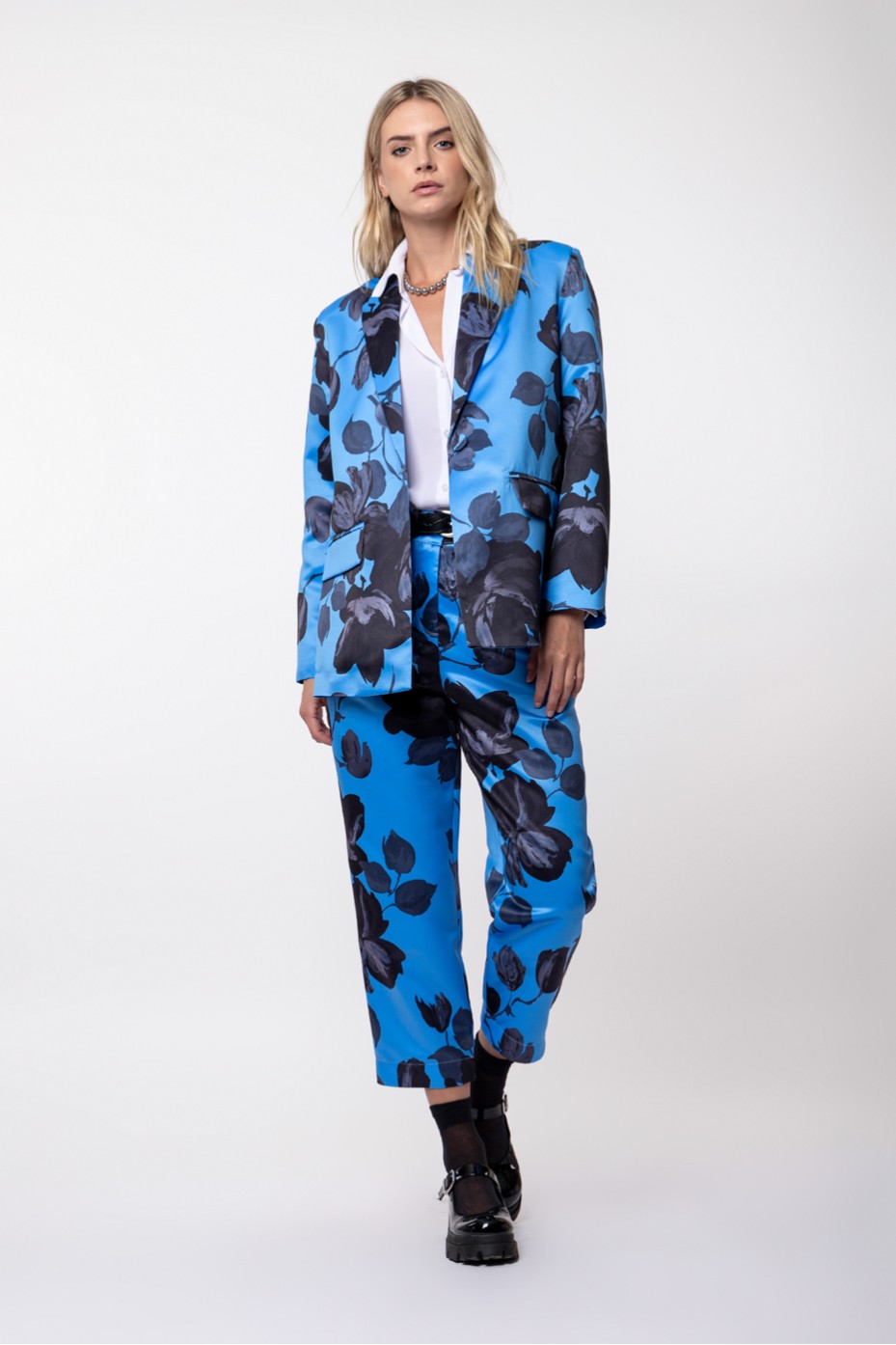 SATIN FLORAL BLAZER